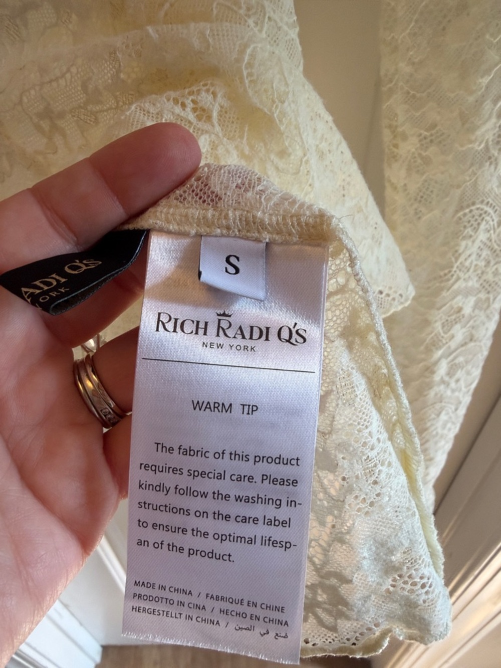 RICHRADIQS Rich Radi Q’s French lace pullover top - Picture 4 of 7